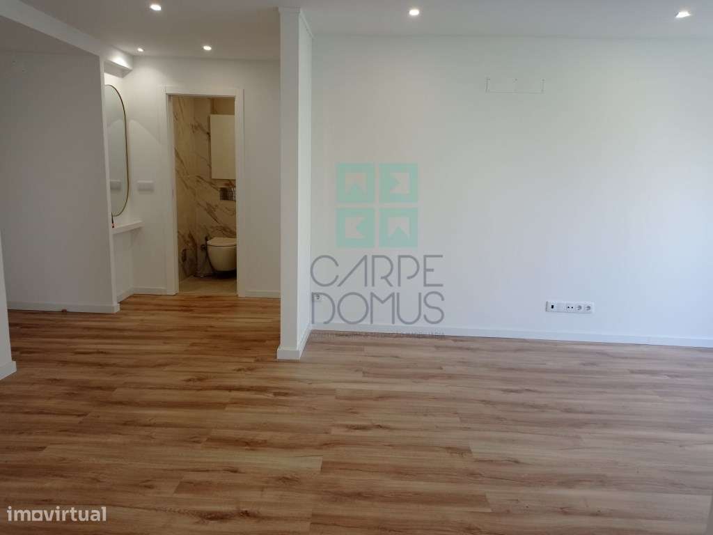 Apartamento T3 , remodelado, no Lumiar - Lisboa-6