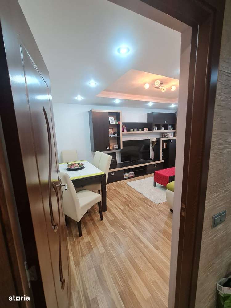 Apartament 3 camere 72 mp Bradet , etaj 3, finisat, mobilat, utilat - Imagine principală: 5/15