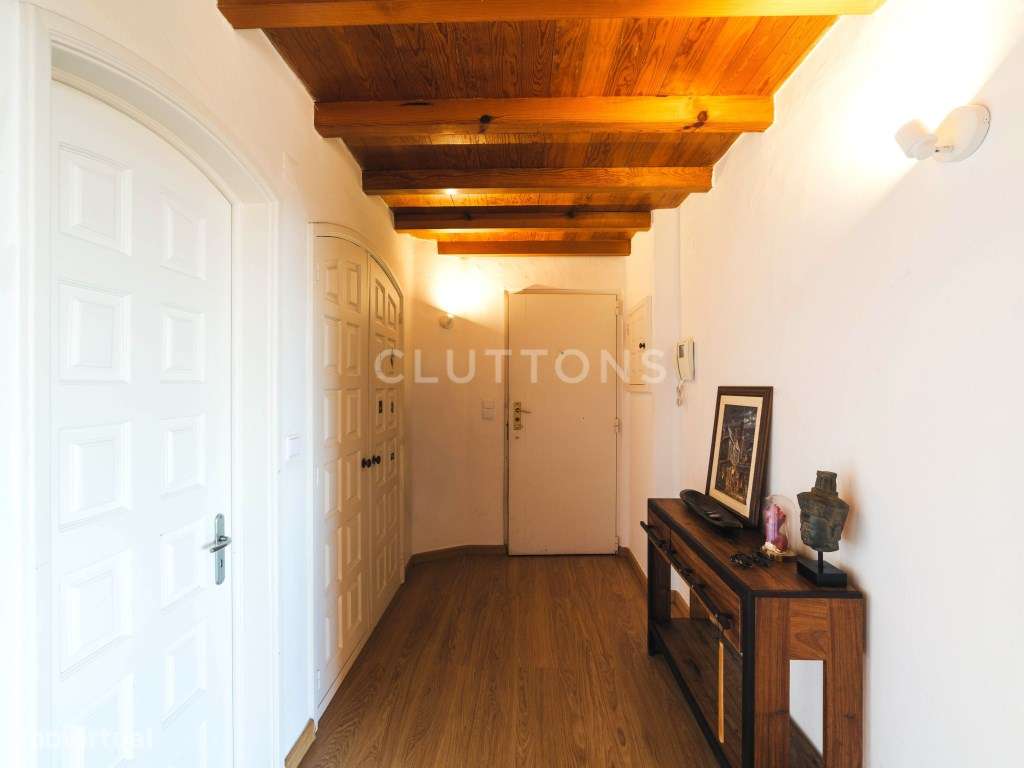 Apartamento T2, garagem, condomínio com jardim, piscina e campo de ...-13