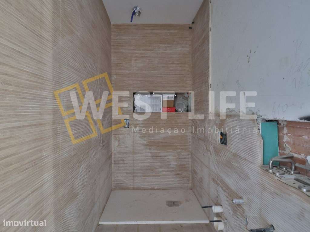 Moradia Independente T4 TOTALMENTE RENOVADA - Terraço e Logradouro ...-20