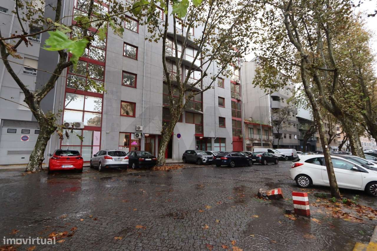 Loja para Venda – Matosinhos Sul | Edifício Primaz - Grande imagem: 1/18