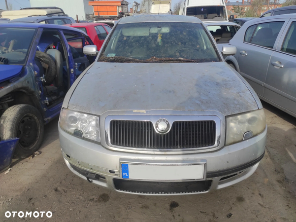 SKODA SUPERB 2.5 TDI 2006R Cały na części !!! - 2