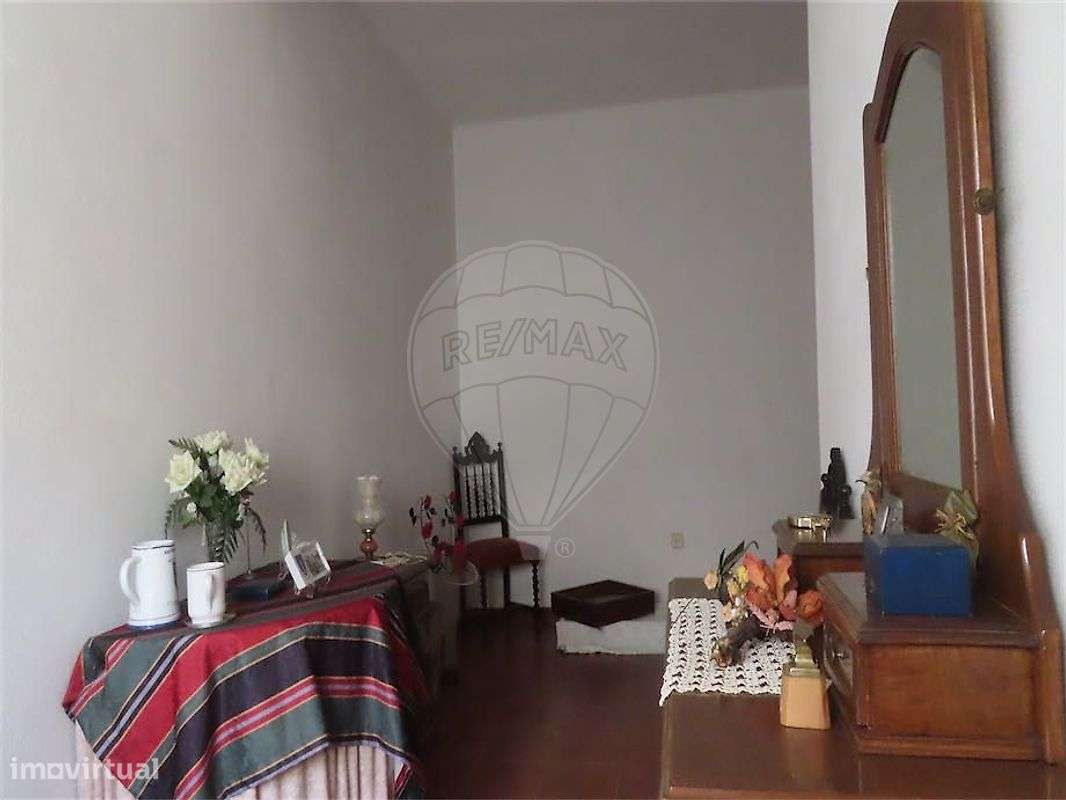 Moradia T2 para venda-22