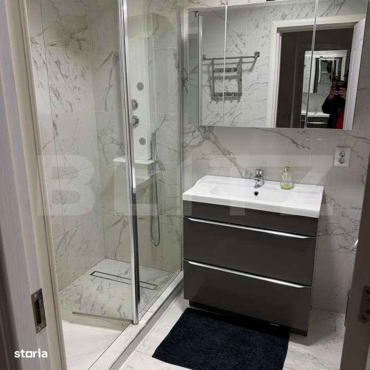 Apartament 3 camere, parcare, zona Vivo - Imagine principală: 5/5