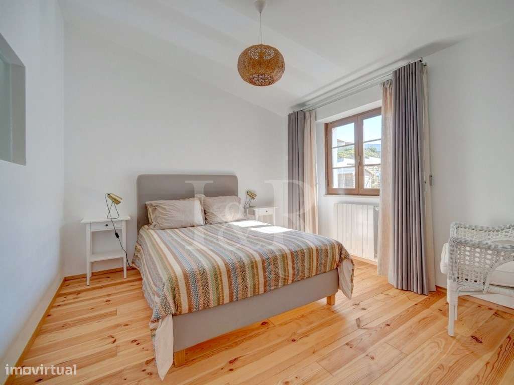 Moradia T2+3 com jardim e vista mar na Azóia, Sintra-25