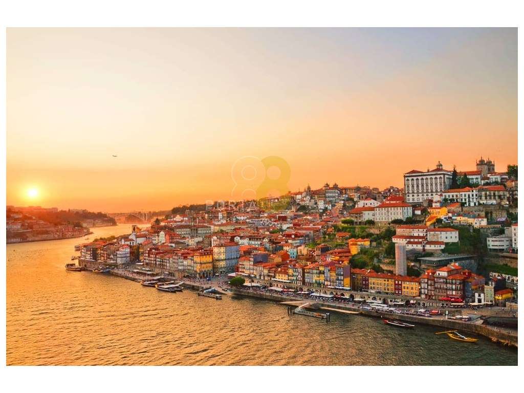 Apartamento T2 no coração da cidade do Porto-14