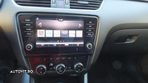 Skoda Octavia Combi 2.0 TDI (Green tec) 4x4 DSG Scout - 11