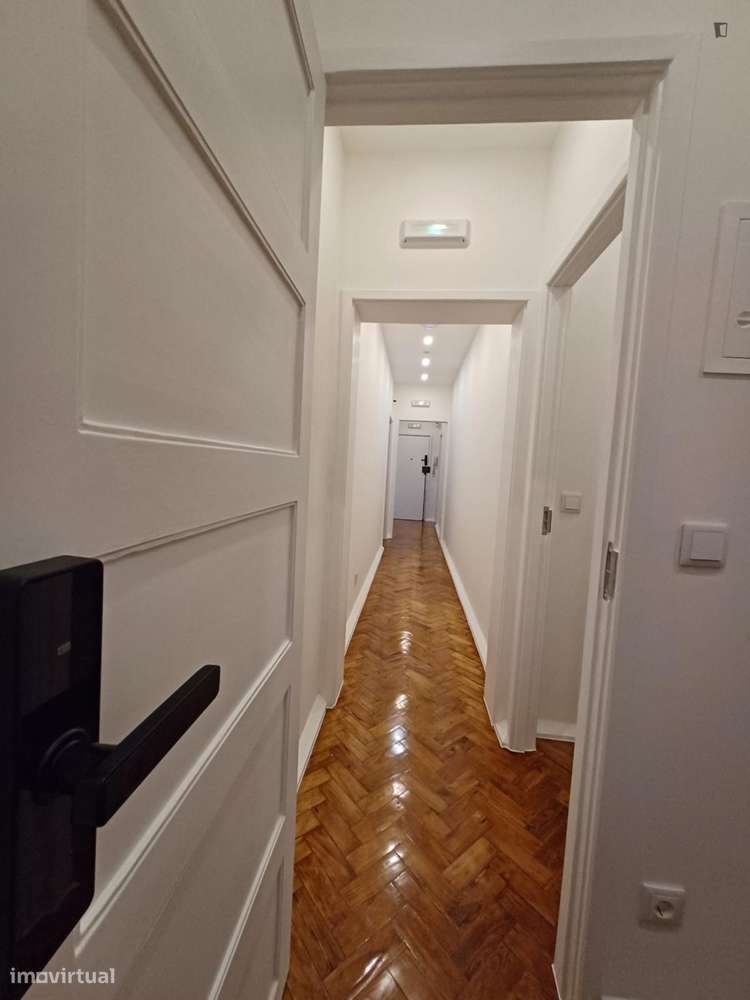 Apartamento com 1 quartos - localizado em Alvalade Lisbon - Grande imagem: 3/7