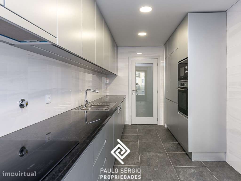 Fantástico apartamento T3 na Boavista, Porto - Grande imagem: 2/14