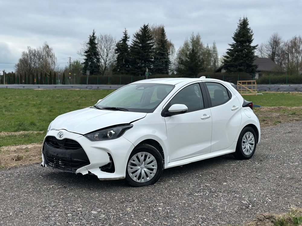 Toyota Yaris IV 2025