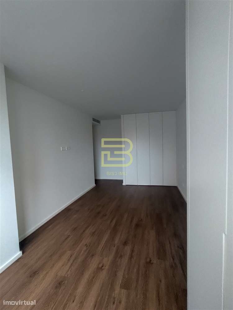 Apartamento T3 novo, com terraço em Vila Nova de Gaia-18