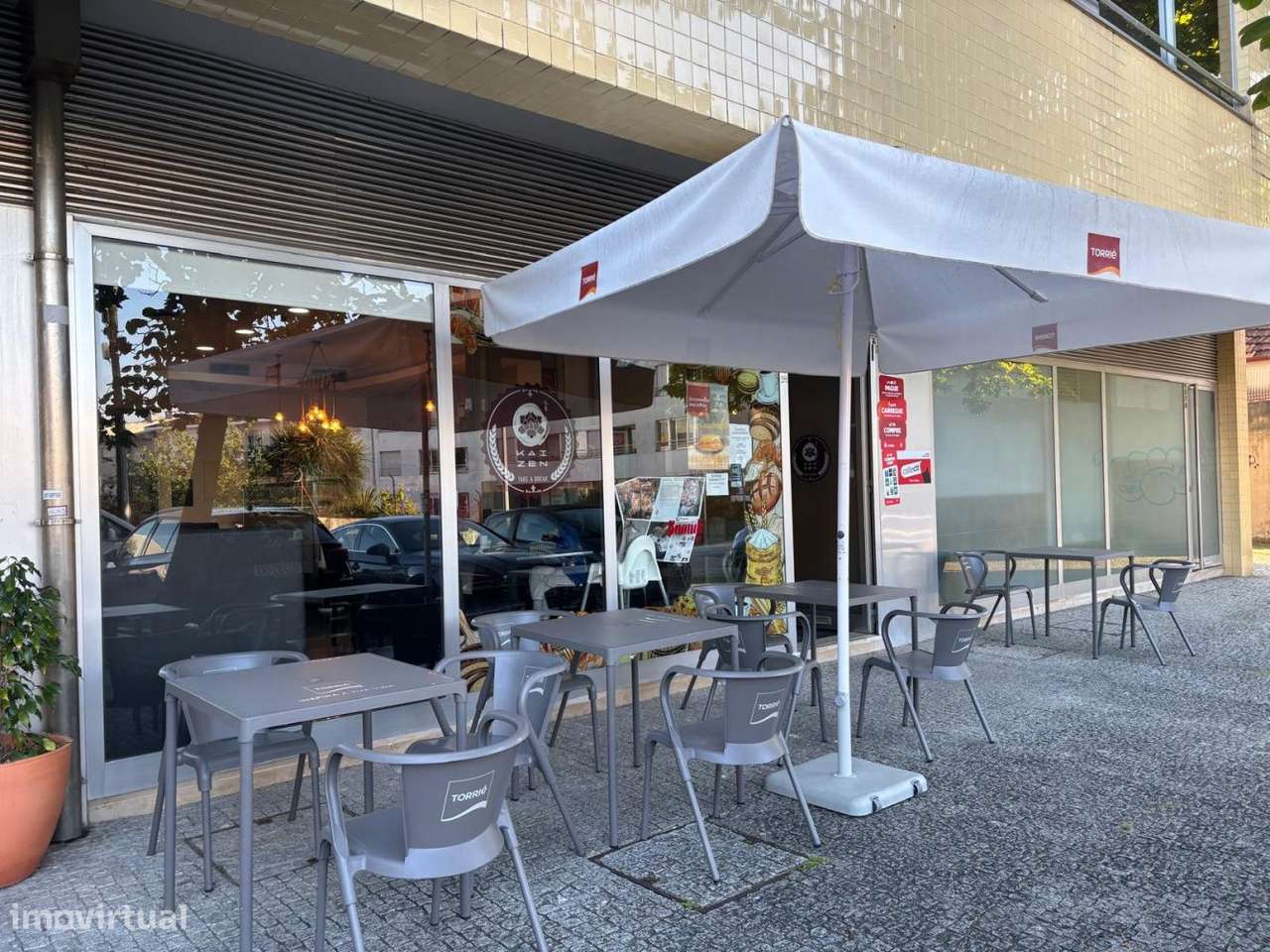 Trespasse de café com esplanada próximo ao Centro da Maia.-8