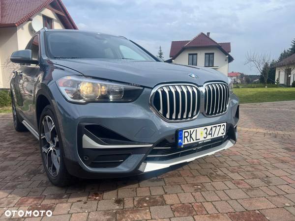 BMW X1 xDrive25i xLine - 23