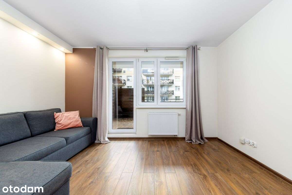 Wygoda, taras i świetna lokalizacja!-3