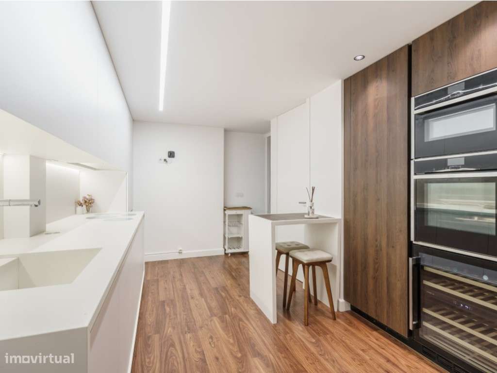 Apartamento T3 de luxo no Centro Histórico de Braga-4
