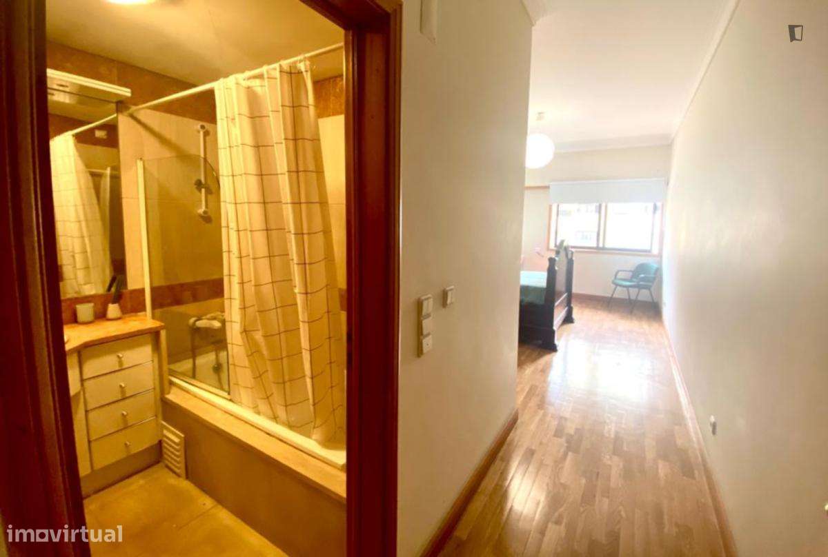 Quarto - localizado em Telheiras Lisbon - Grande imagem: 4/10