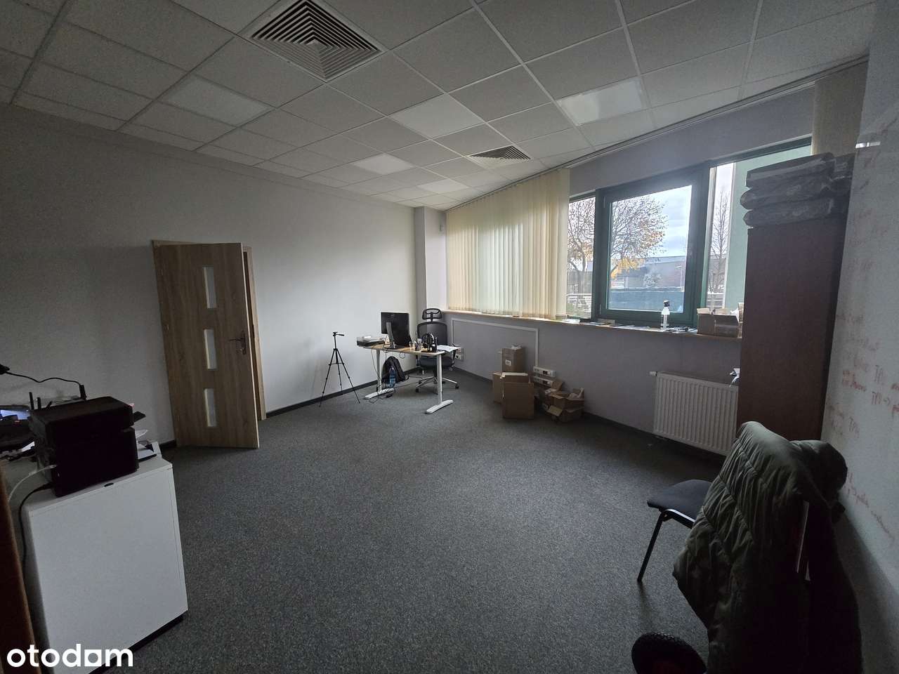 Magazyn z biurem + miejsca parkingowe - Pełny obrazek: 5/10