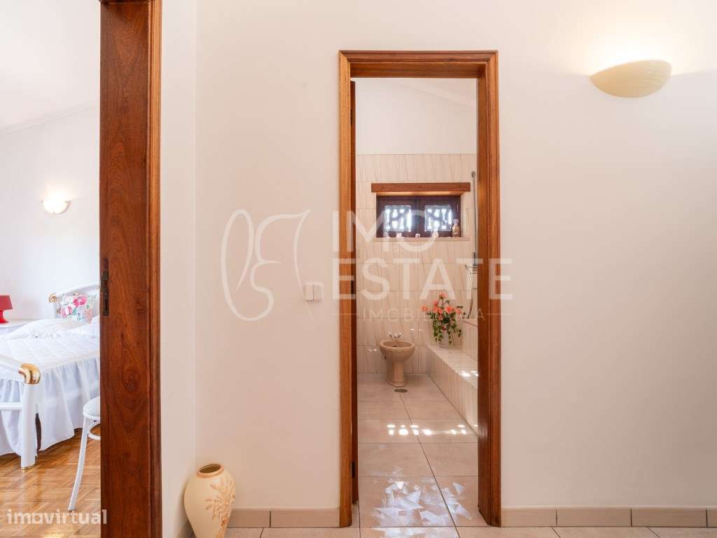 Moradia Isolada T4 Antuzede-28