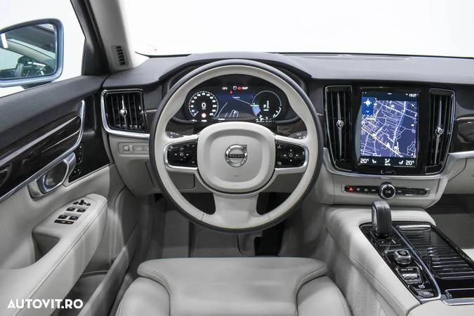 Volvo S90 - 13