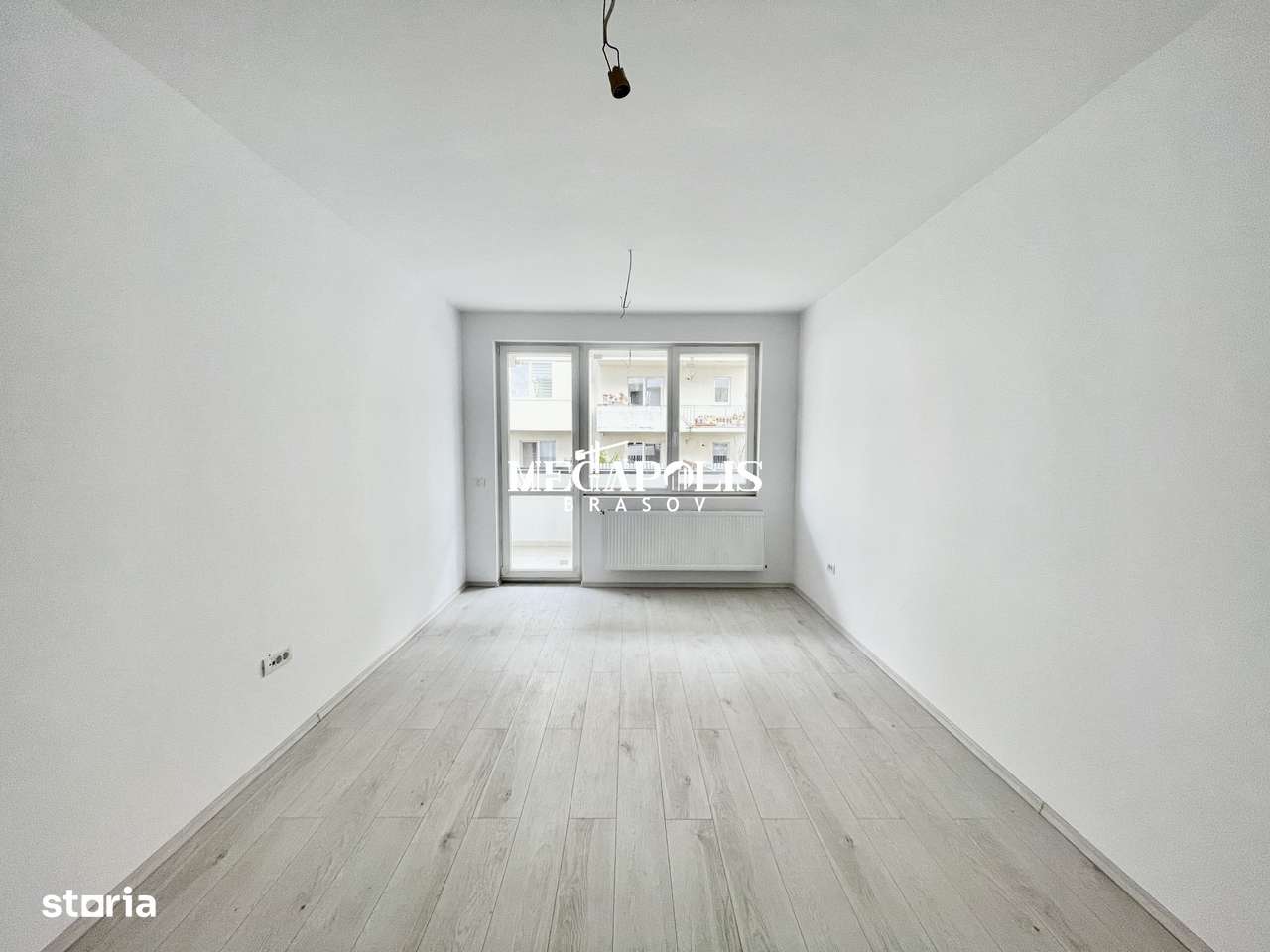 2 camere | Curte 292 mp | Bloc intabulat | 58 mp utili | Parcare - Imagine principală: 2/20