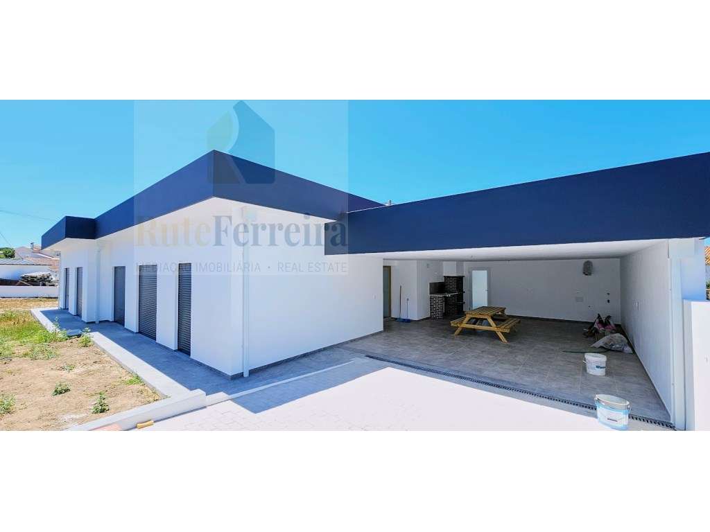 Moradia T4 + 1 Nova, na Lagoa, Santo Isidoro! - Grande imagem: 4/50