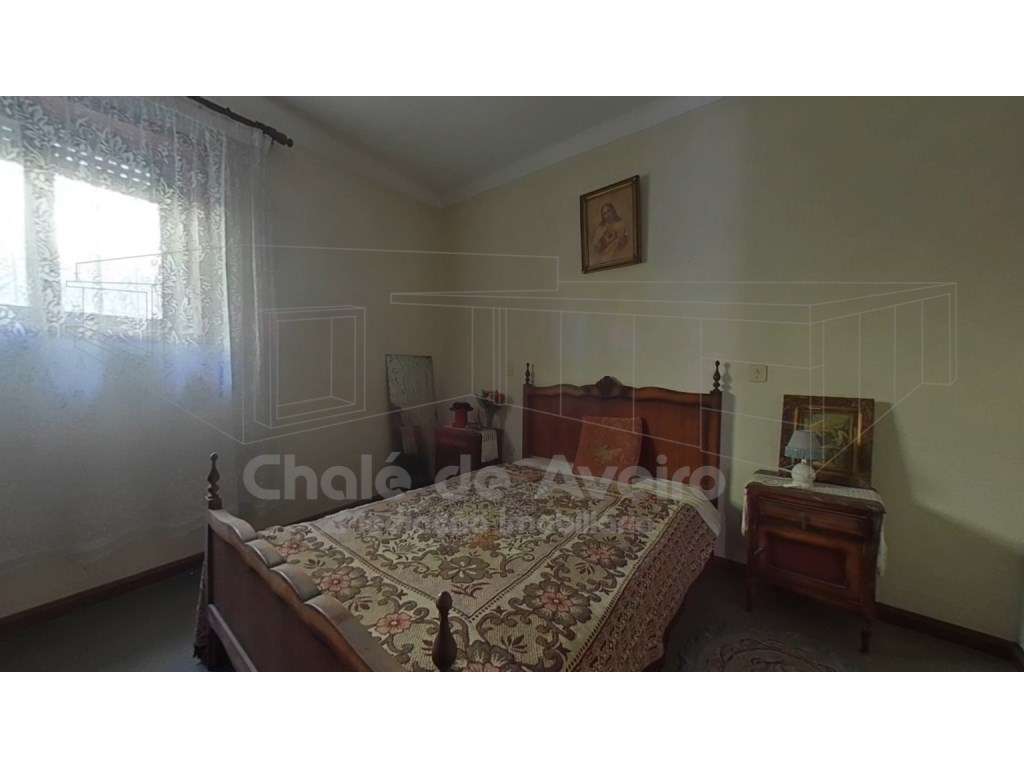 Quinta com 5.000 m2 e casa habitação T5 em Águeda-24