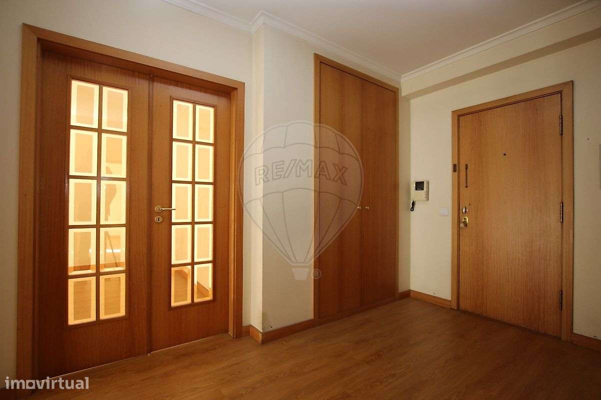 Apartamento T2 para arrendamento - Grande imagem: 5/12