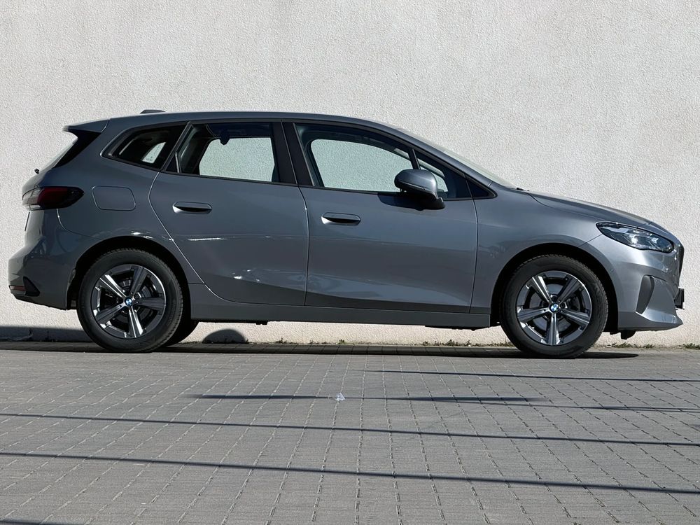 BMW Seria-2 218I 1.5 Benzyna 136 KM — zdjęcie 2