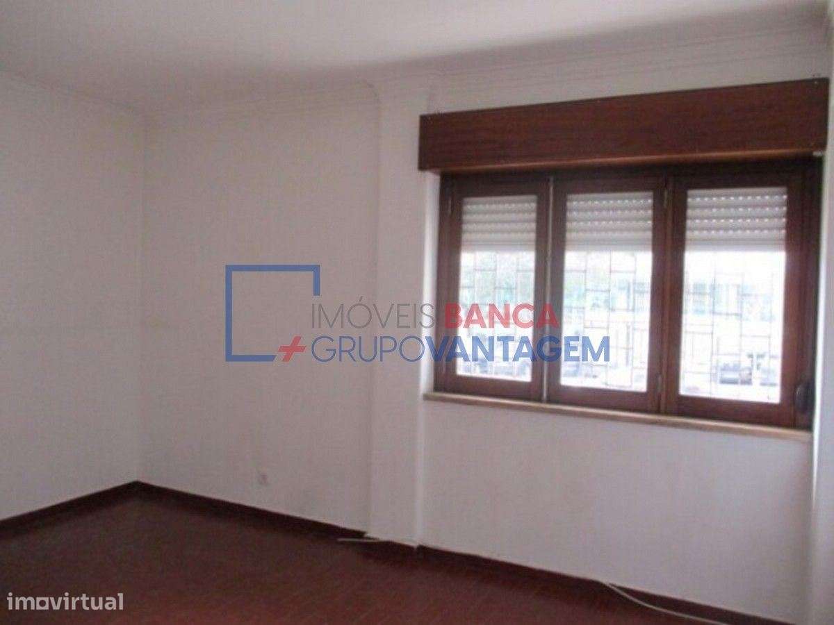 Apartamento T2 em Rio de Mouro - Sintra - Grande imagem: 4/16