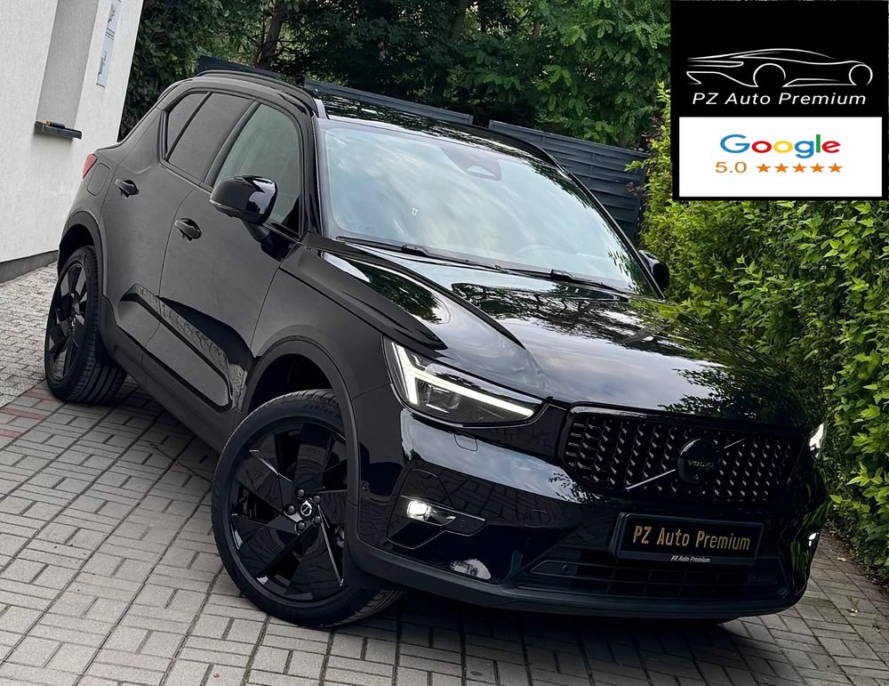Volvo XC40 B3 B DKG Plus Black Edition 2025