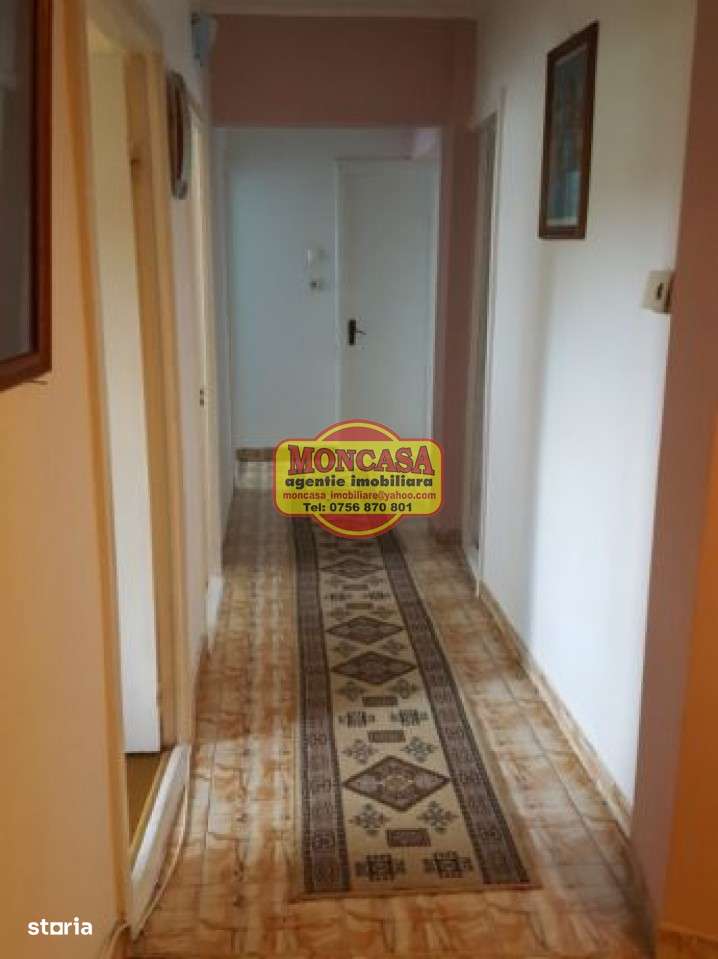 Apartament 4 camere zona Bucovina, etaj 4 cu sarpanta - Imagine principală: 3/4