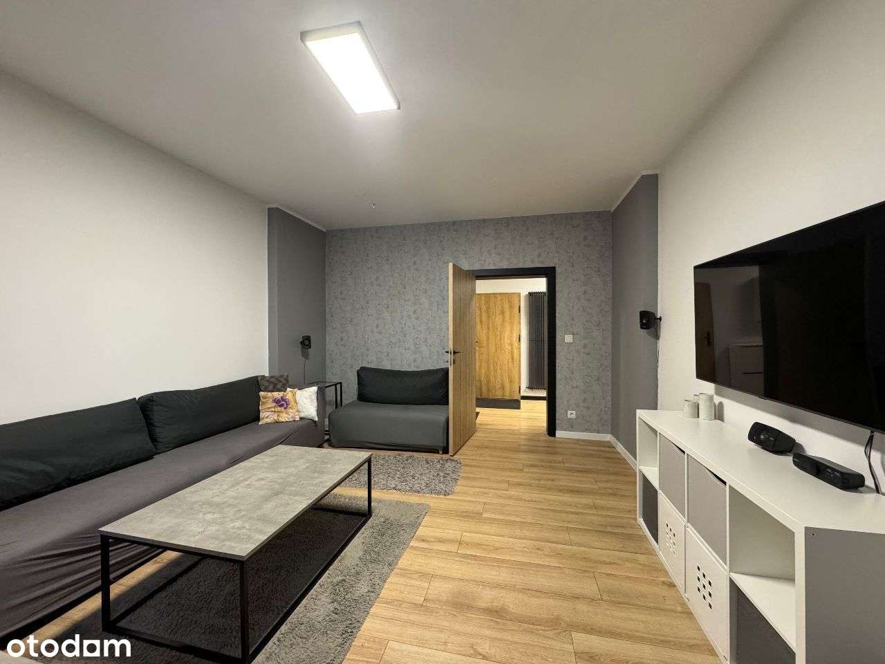 Duży dom do zamieszkania lub na działalność-9