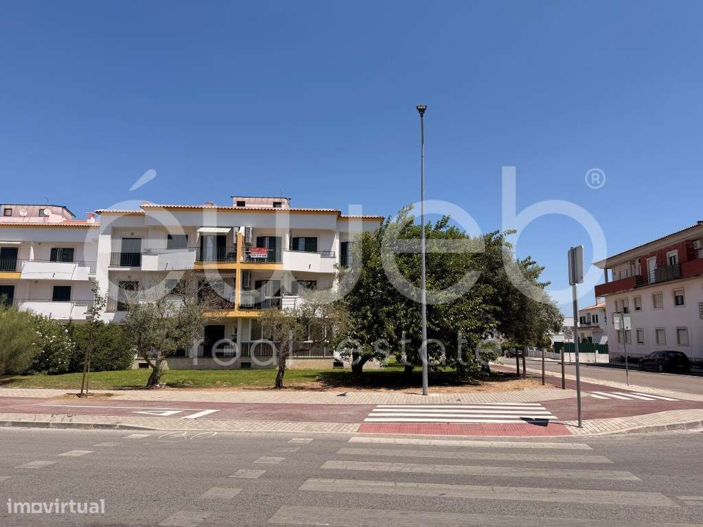 Apartamento T3 com Garagem e Arrecadação, em Aires-43