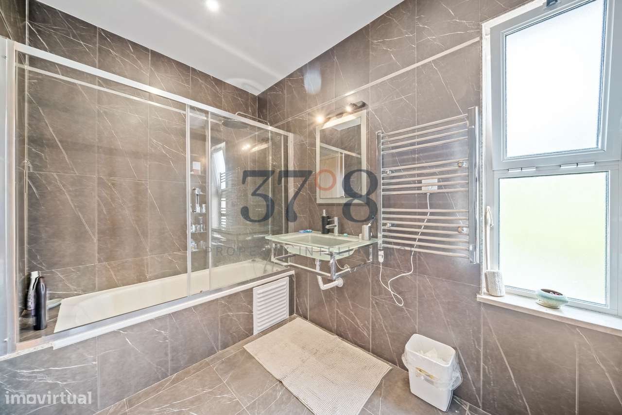 T4 - Moradia Versátil com Terraços, Garagem Dupla - Tavira Residencial-13