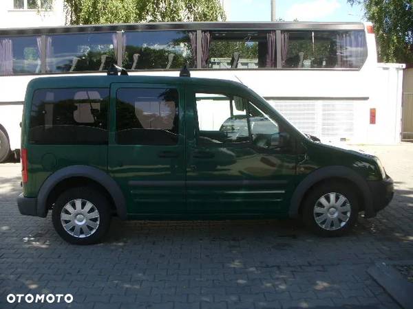 Ford Tourneo Connect - 4