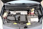 Toyota Prius 1.8 HSD Premium - 38