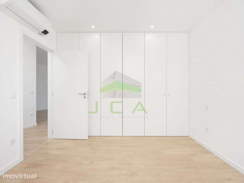 Apartamento T2 semi-novo-13