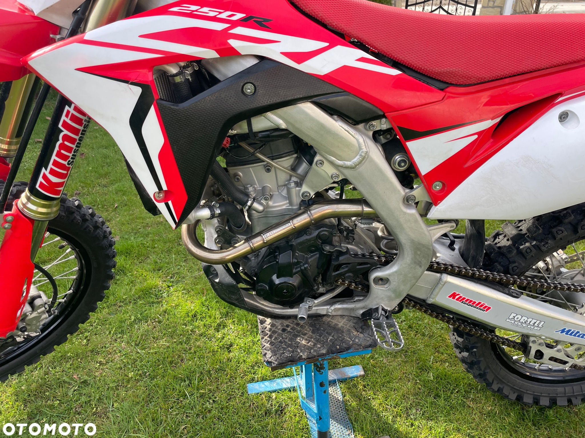 Honda CRF - 8