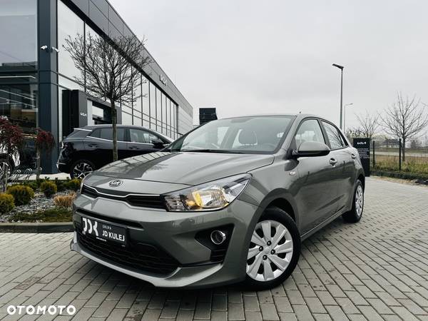 Kia Rio - 1