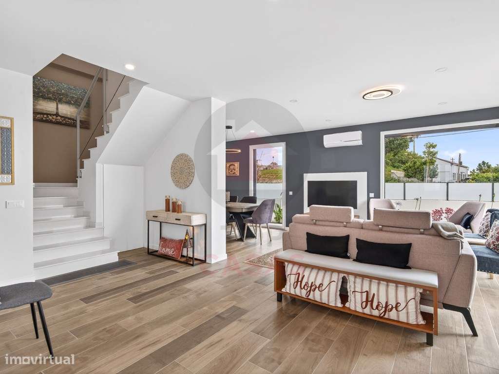 Moradia Contemporânea com 3 Quartos e Jardim Próxima de Caldas da R...-23