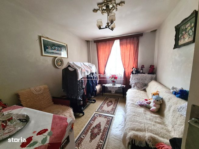 Apartament cu 3 camere decomandate, in Manastur-1