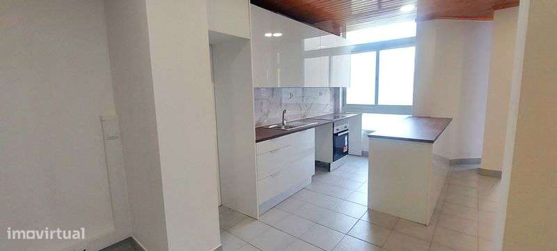 T1 Duplex Monte da Caparica - Grande imagem: 4/12