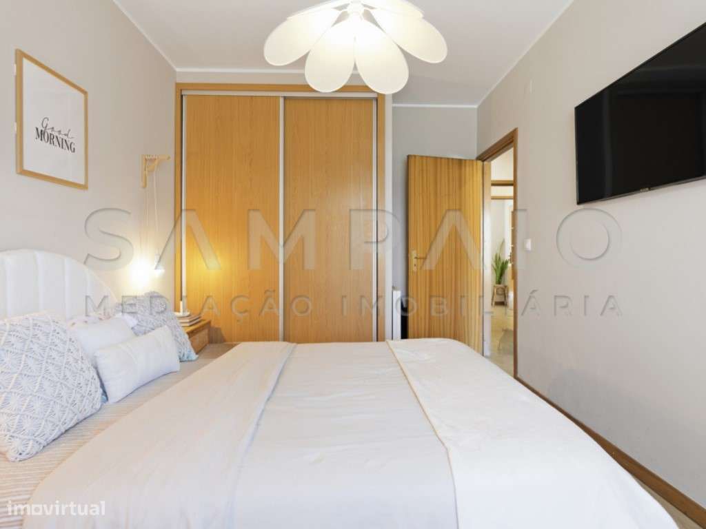 Apartamento T2 - Fânzeres - C/ Terraço!-24