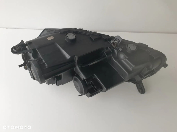 VW Passat B7 Lampa Prawa 3AB941006 - 9