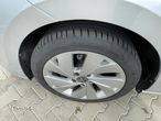 Volkswagen Golf 1.5 eTSI OPF DSG Style - 17