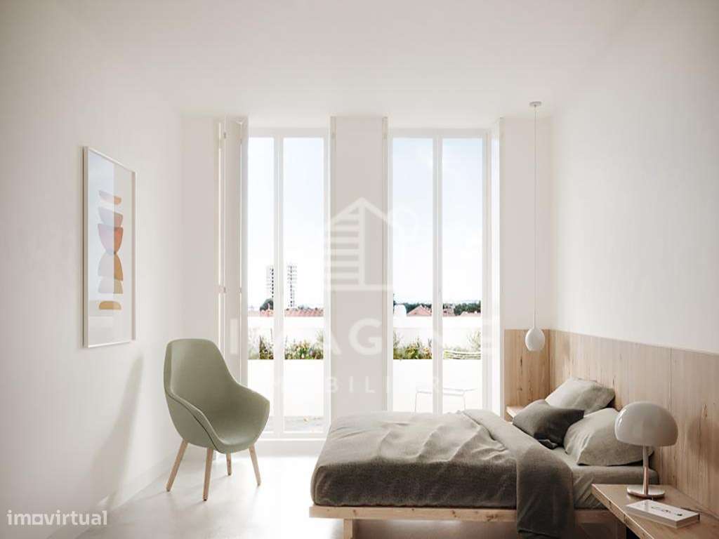 Prédio ao Centro de Setúbal (Terreno com Projecto aprovado) - Grande imagem: 5/25