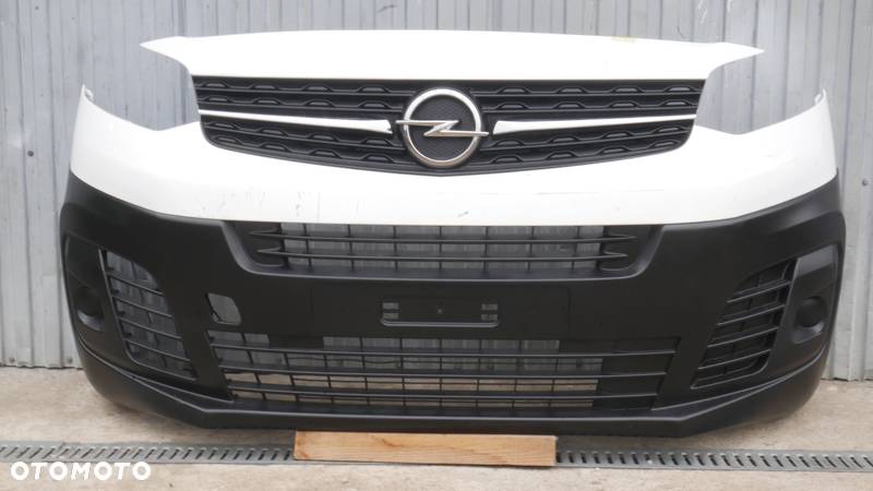 Zderzak Przód Przedni Opel vivaro  2019--> - 2