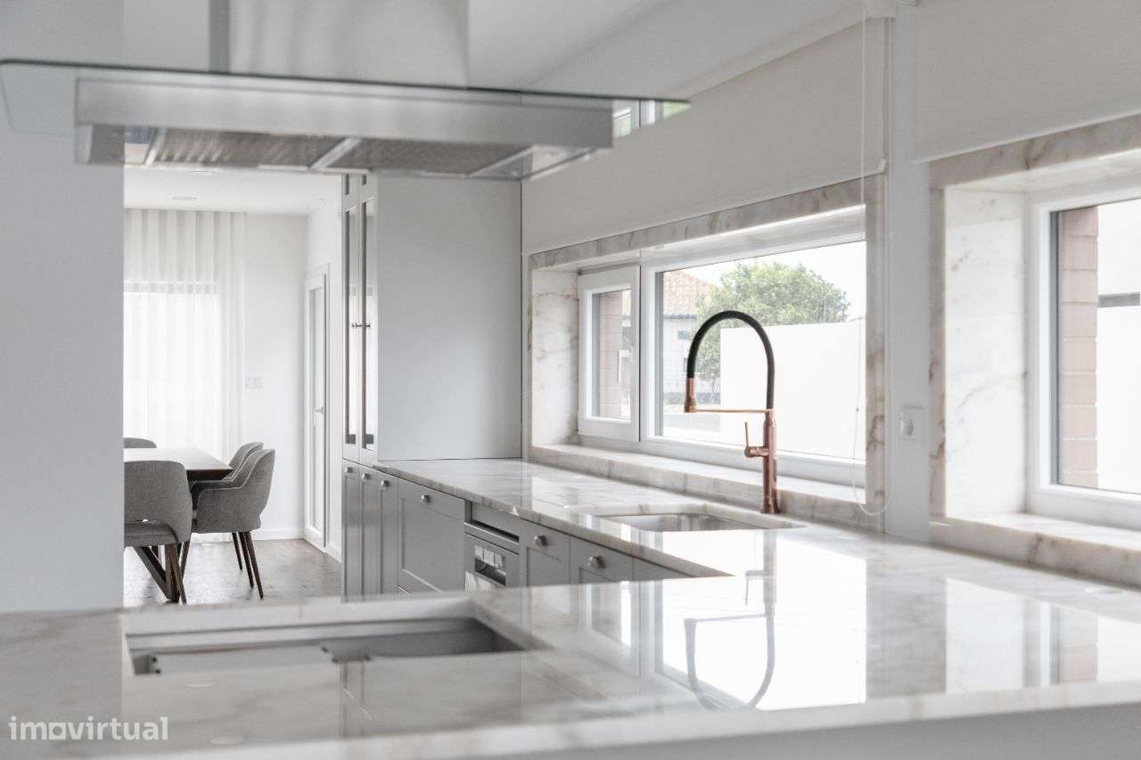 Moradia T4 na Légua-10