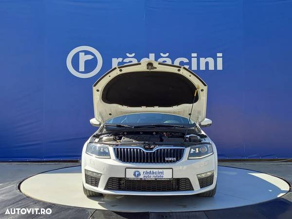 Skoda Octavia 2.0 TDI RS - 20