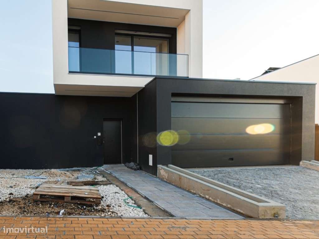 Moradia T4 em construção a poucos minutos de Coimbra!-15